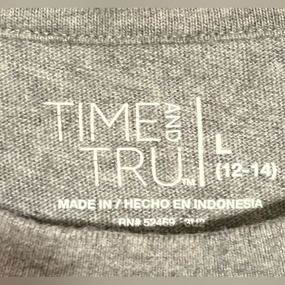 Time and Tru long short sleeve tee. Size: Large (12-14) - Picture 2 of 2